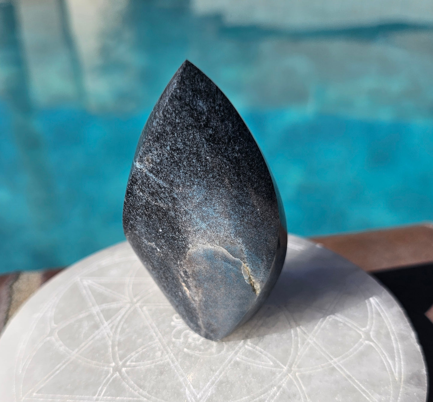 Small Trolleite Flame