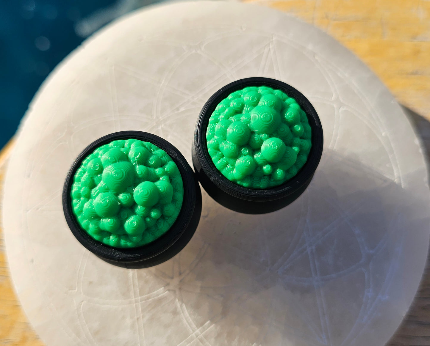 3D Printed Cauldron Fidget Clicker